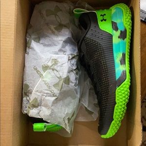 Under Armour tennis shoes